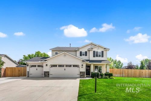 453 E Chapparosa Dr, Kuna, ID, 83634-3473 | Card Image