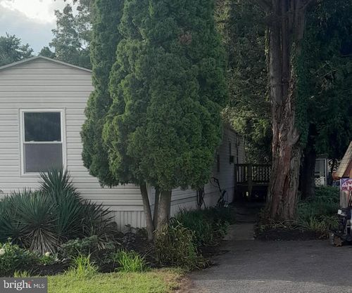 14 Red Cliff Village Ln, UPPER BLACK EDDY, PA, 18972-9202 | Card Image