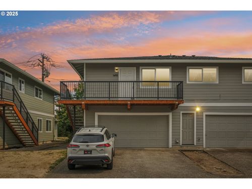 1495 Ne Kane Dr, Gresham, OR, 97030-4642 | Card Image