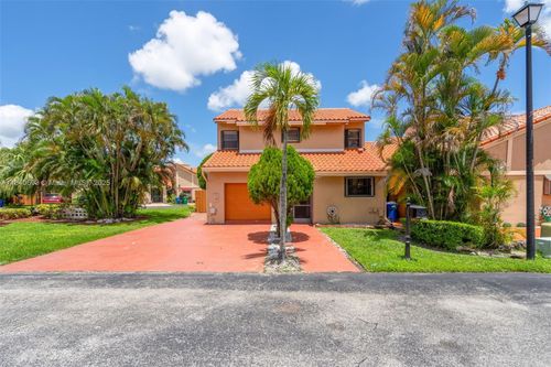 19631 Cypress Ct, Hialeah, FL, 33015-8137 | Card Image