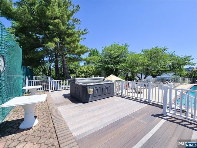 PH-6 - 1077 River Rd, House attached with 1 bedrooms, 2 bathrooms and null parking in Edgewater NJ | Image 32