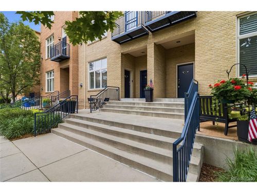 1306-190 Roslyn St, Denver, CO, 80230-6480 | Card Image