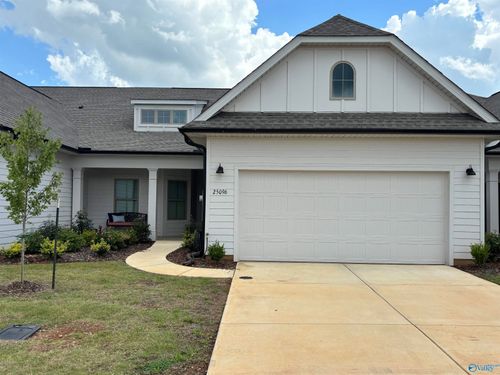 25096 Addlestone Dr, Athens, AL, 35613-1227 | Card Image