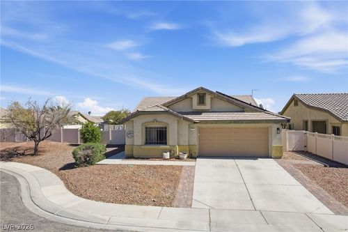 5920 Cuddles Ct, North Las Vegas, NV, 89081-6451 | Card Image