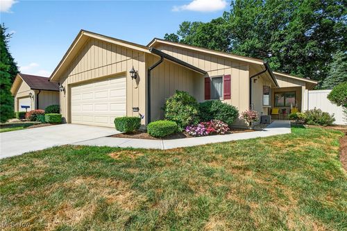 11304 Blodgett Creek Trl, Strongsville, OH, 44149-3107 | Card Image