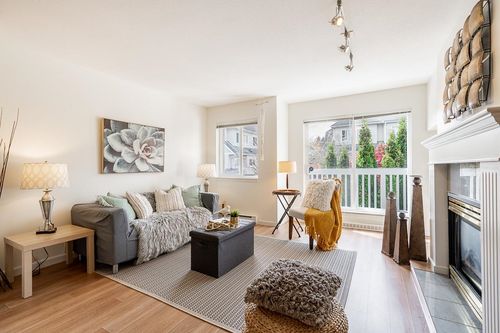 35-7831 Garden City Rd, Richmond, BC, V6Y4A3 | Card Image