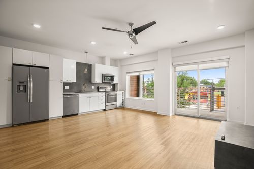 204-4361 S Congress Ave, Austin, TX, 78745-1290 | Card Image