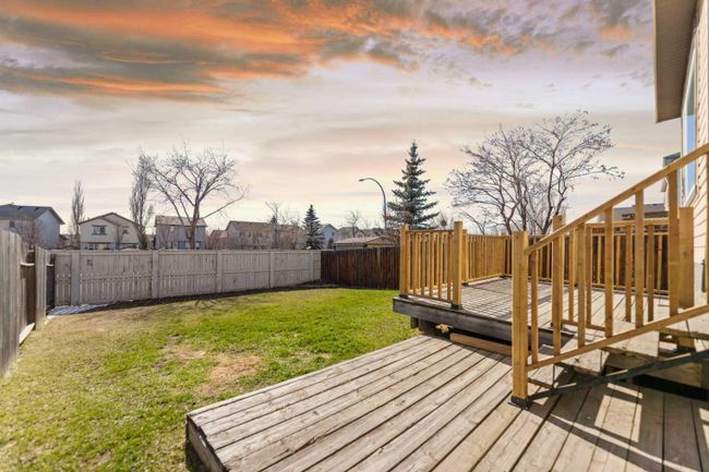 204 Covepark Close Ne, Home with 4 bedrooms, 2 bathrooms and 2 parking in Calgary AB | Image 5