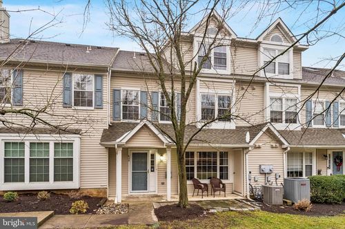 606 Oswego Ct, Mount Laurel, NJ, 08054-5282 | Card Image