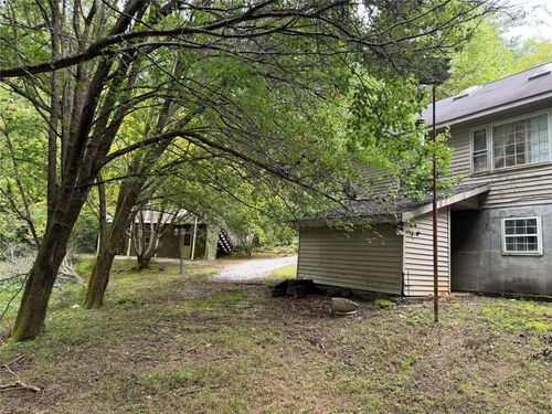 3 Hemlock Ln, Sapphire, NC, 28774-9704 | Card Image
