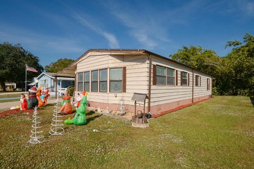 8188 Blolly Ct, Port St. Lucie, FL, 34952-3319 | Card Image