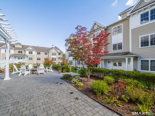 unit-213-77 Sunset Ln, Ridgefield, CT, 06877-4694 | Card Image