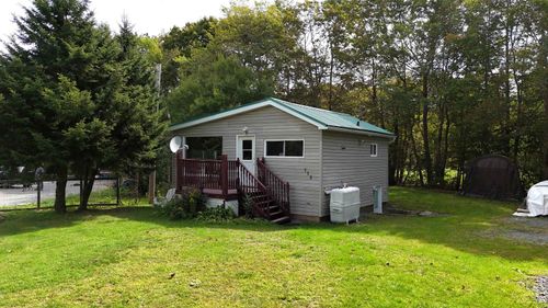 115 Starr St, House with 2 bedrooms, 1 bathrooms and 2 parking in Bridgewater NS | Card Image