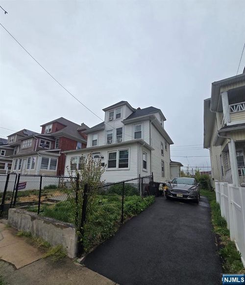 9 White Ter, Newark, NJ, 07108-1236 | Card Image