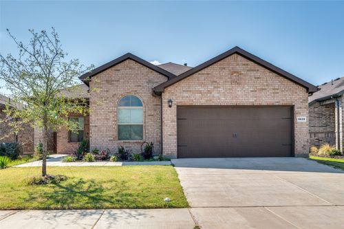 9628 Austin Hollow Rd, Crowley, TX, 76036-1492 | Card Image