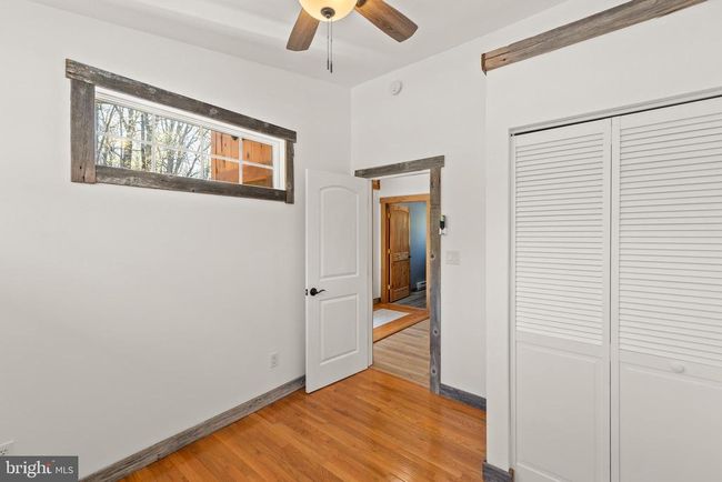 275 Oak Forest Ln, House other with 2 bedrooms, 2 bathrooms and null parking in BERKELEY SPRINGS WV | Image 20