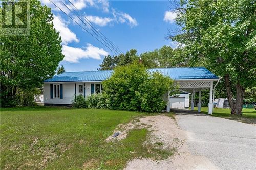 31 Houle Ave, Dowling, ON, P0M1R0 | Card Image