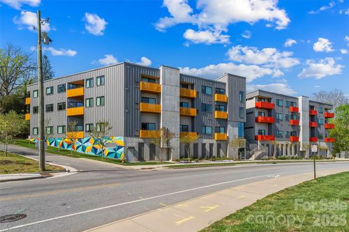 312-68 Craven St, Asheville, NC, 28806-4608 | Card Image