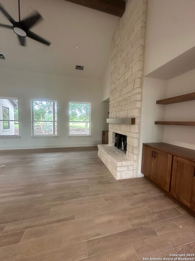 434 Hanging Oak, House other with 4 bedrooms, 3 bathrooms and null parking in Spring Branch TX | Image 9