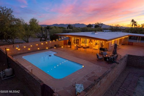 1220 W Giaconda Way, Tucson, AZ, 85704-3013 | Card Image