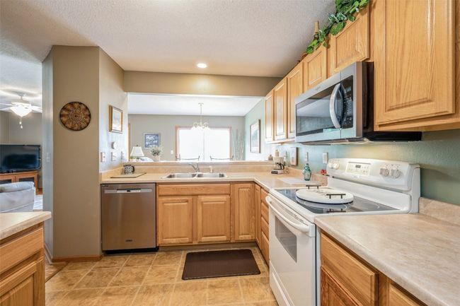 3516 Stoneview Cir Sw, Condo with 2 bedrooms, 2 bathrooms and null parking in Cedar Rapids IA | Image 8