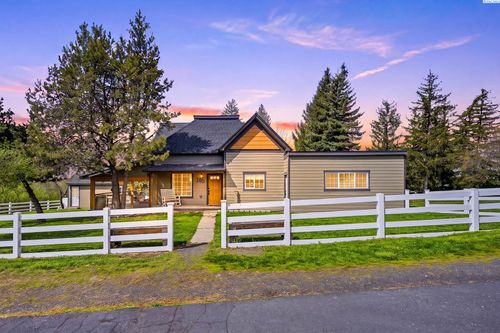 745 N J St, Palouse, WA, 99161-8772 | Card Image