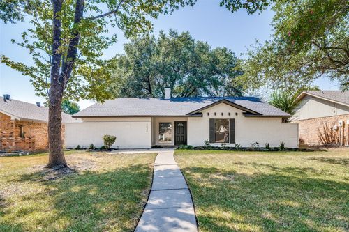1022 Holland Dr, Garland, TX, 75040-4226 | Card Image