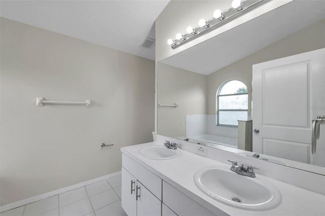 243 Chardonnay Pl, House other with 3 bedrooms, 2 bathrooms and null parking in VALRICO FL | Image 26