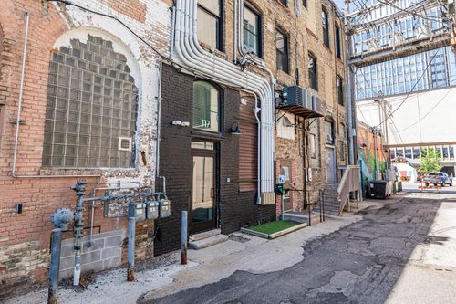 apt-211-117 Broadway N, Fargo, ND, 58102-5096 | Card Image