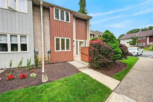 343 Carver Dr, Bethlehem, PA, 18017-4716 | Card Image