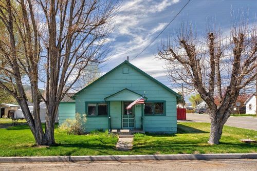 609 3rd Street, Loyalton, CA, 96118 | Card Image