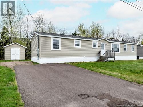 396 Népisiguit Dr, Dieppe, NB, E1A0P6 | Card Image