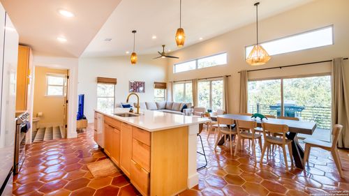 136 Woodridge, Canyon Lake, TX, 78133-2561 | Card Image