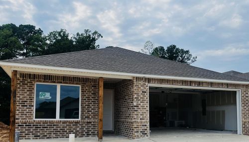 1621 Rambling Brook Dr, Benton, AR, 72015-9010 | Card Image