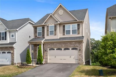 237 Sunrise Dr, House other with 3 bedrooms, 2 bathrooms and 2 parking in Collier Twp PA | Image 3