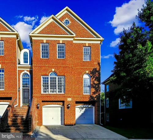 20366 Fallsway Terrace, POTOMAC FALLS, VA, 20165 | Card Image