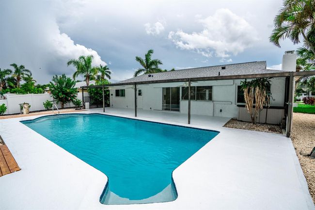 913 Spindle Palm Way, House other with 4 bedrooms, 2 bathrooms and null parking in APOLLO BEACH FL | Image 37
