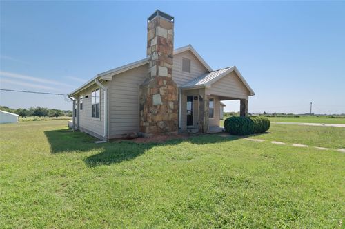 3200 County Road 155, Whitesboro, TX, 76273-5626 | Card Image