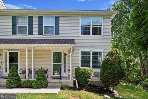 28-2009 Creekside Ct, WARRINGTON, PA, 18976-2456 | Card Image