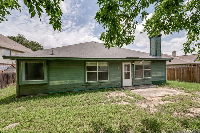 10111 Mission Crk, House other with 3 bedrooms, 2 bathrooms and null parking in Converse TX | Image 25
