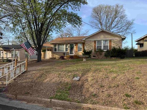 309 W Pine Street, Benton, AR, 72015 | Card Image