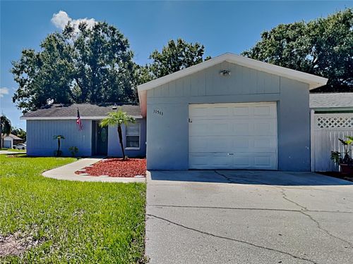 11511 Blackbark Dr, RIVERVIEW, FL, 33579-7007 | Card Image