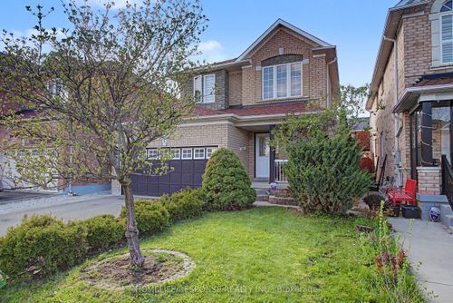 16 Angelucci Drive, Brampton, ON, L6P1G7 | Card Image