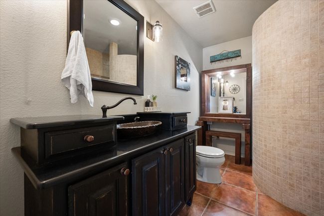 501 N Mount St, House other with 3 bedrooms, 3 bathrooms and null parking in Fairfield TX | Image 25