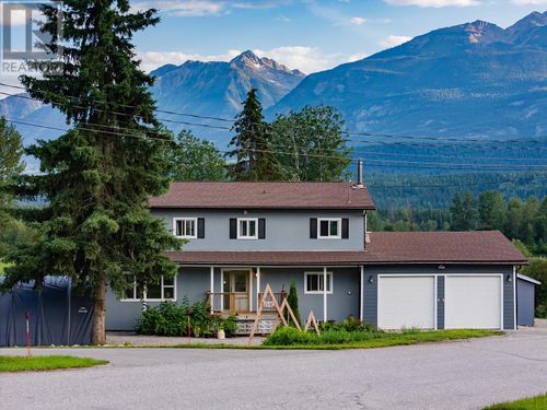 619 Habart Lower Rd, Golden, BC, V0A1H2 | Card Image