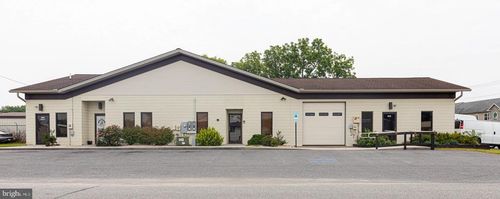 953-965 Progress Rd, CHAMBERSBURG, PA, 17201-3246 | Card Image