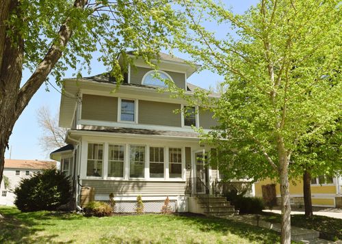 909 E Center St, Rochester, MN, 55904-4601 | Card Image