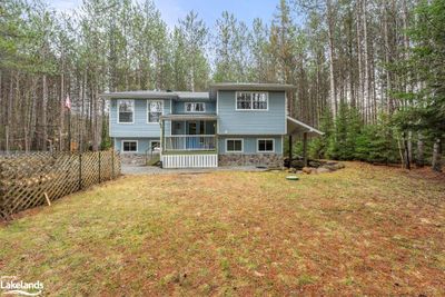 1673 Barry Line Rd, House other with 3 bedrooms, 2 bathrooms and 6 parking in West Guilford ON | Image 1