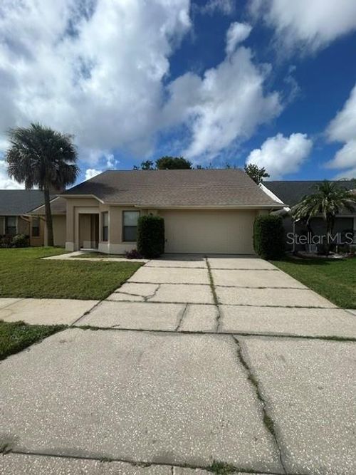 563 Holbrook Cir, LAKE MARY, FL, 32746-6329 | Card Image