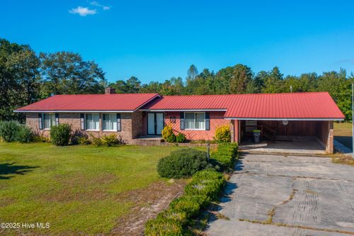 62 Pine Top Ln, Whiteville, NC, 28472-5117 | Card Image